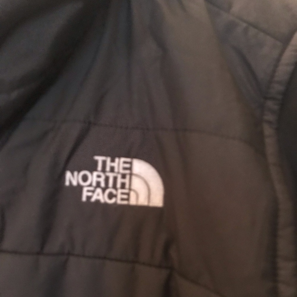 North Face Coat!!! Excellent condition. - Picture 2 of 4